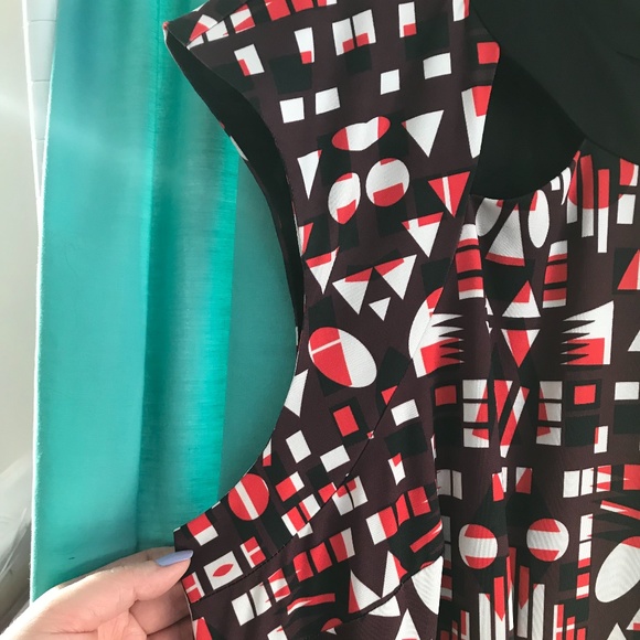 Jete Plus Size Red Brown Black Geometric Dress 2X - Picture 6 of 12